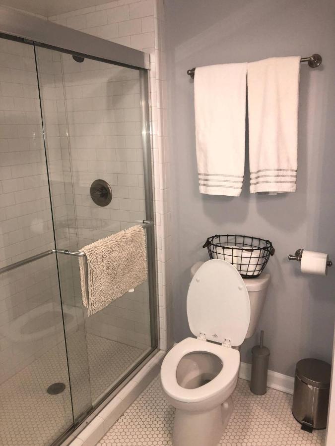 Recently Renovated Chic Durham Farmhouse Eksteriør bilde